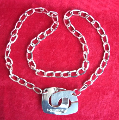 Slide clasp pendant